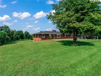 5285 Woodleaf Rd, Salisbury, NC 28147