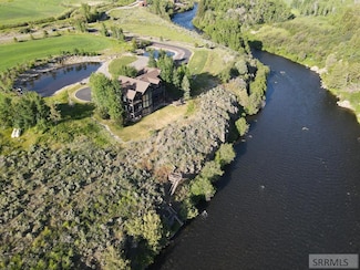 3944 Schaefer Ln, Ashton, ID 83420