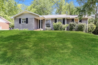 572 Whispering Hills Dr, Nashville, TN 37211