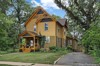 146 Westerfield Place, Grayslake, IL 60030