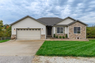 19583 Ladera Rd, Waynesville, MO 65583