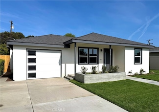 2110 Radnor Ave, Long Beach, CA 90815