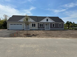6 Hayley Cir, Rochester, MA 02770