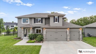17403 Bondesson St, Bennington, NE 68007