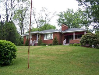 1618 Boundary St, Monongahela, PA 15063