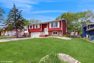 3068 Parkwood Place, Crown Point, IN 46307
