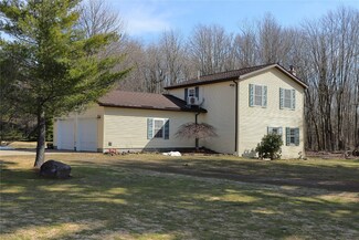 13151 Fry Rd, Edinboro, PA 16412