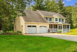 6 Buttonbush Ln, Litchfield, NH 03052