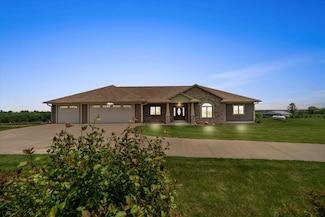 S3358 Hass Ln, Viroqua, WI 54665