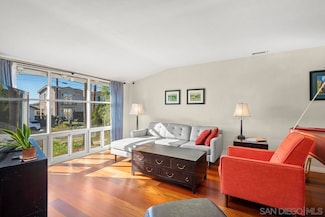 2711 Deerpark Dr, San Diego, CA 92110