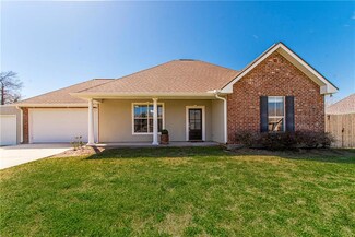 18866 Hunter Dr, Ponchatoula, LA 70454