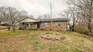 811 Strawfloor Dr, Jonesboro, AR 72401