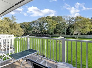 226 Pantigo Rd Unit 310, East Hampton, NY 11937