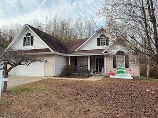 76 Rose St, Paintsville, KY 41240