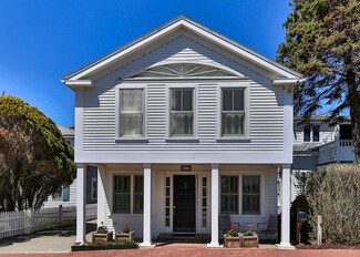 506 Commercial St, Provincetown, MA 02657