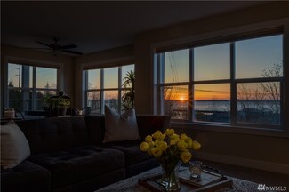 701 N State St Unit 103, Bellingham, WA 98225