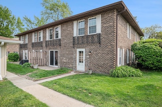 1911 Burgundy St, Schererville, IN 46375