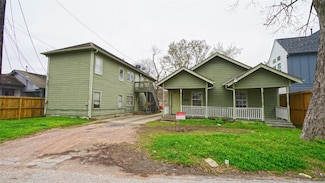5504 Texas St, Houston, TX 77011