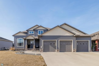639 47th Ave W, West Fargo, ND 58078