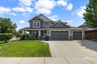 2574 N Tweedbrook Ave, Meridian, ID 83646