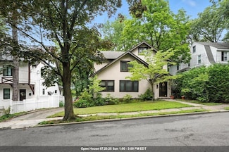 435 Park Ave, Leonia, NJ 07605