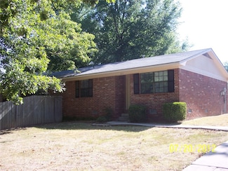 211 S Carl St, Siloam Springs, AR 72761