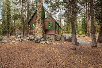 51606 King Ave, Soda Springs, CA 95728