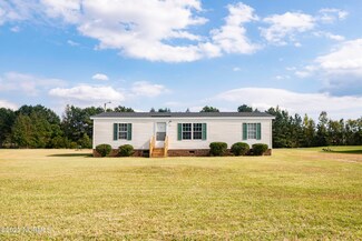 132 Elizabeth Dr, Grifton, NC 28530
