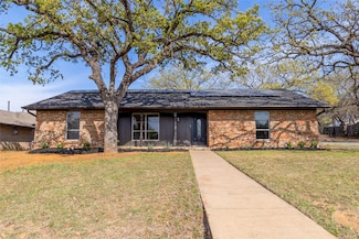 2423 Jewell Dr, Arlington, TX 76016