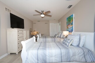 400 Seaside Ln, Juno Beach, FL 33408