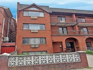 56-07 84th St Unit 3, Elmhurst, NY 11373