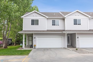 5512 Bishops Blvd S Unit D, Fargo, ND 58104