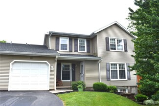10 Braintree Crescent, Penfield, NY 14526