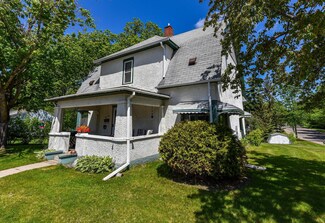 715 Park Ave NE, Staples, MN 56479