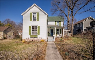 511 W Pecan St, Rogers, AR 72756