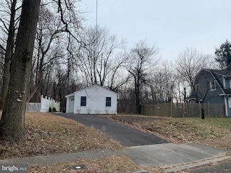 21 Elmhurst Ave, Cherry Hill, NJ 08034