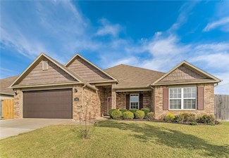 301 Woodcreek St, Lowell, AR 72745