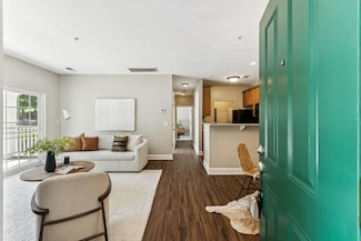 8047 Bienville Dr Unit 4, Nashville, TN 37211