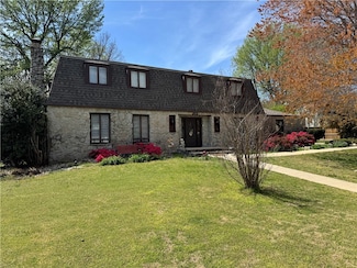 202 Magnolia St, Harrison, AR 72601