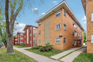 14131 S Tracy Ave, Riverdale, IL 60827