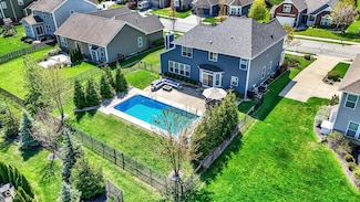 13836 Fieldcrest Dr, Fishers, IN 46055