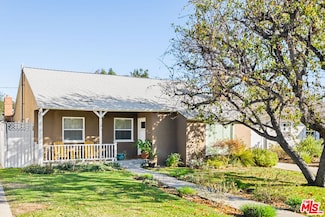 5712 Costello Ave, van Nuys, CA 91401