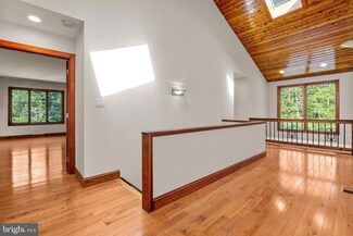 1952 Orlando Rd, Pottstown, PA 19464
