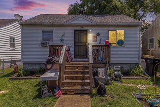 746 S Albert Ave, South Bend, IN 46619