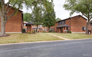 7937 Royal Arms Ct Unit 4, Saint Louis, MO 63123