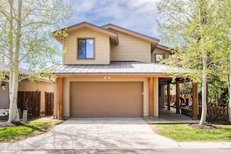 1137 Station Loop Rd, Park City, UT 84098