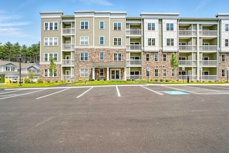 4 Winslow Ln Unit 407, Grafton, MA 01536
