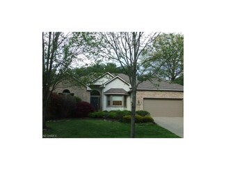 2809 Valley Rd, Cuyahoga Falls, OH 44223