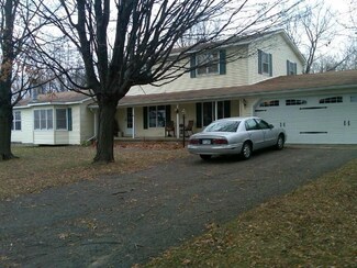 1613 E Stanton Rd, Stanton, MI 48888