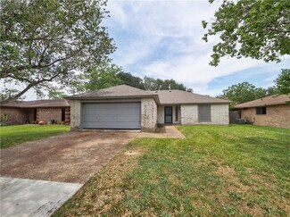 4025 Pernitas Creek Dr, Corpus Christi, TX 78410